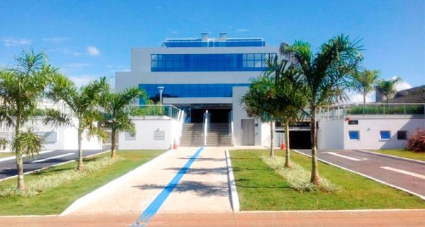 EDIFÍCIO PLATINUM OFFICE - CAMINHA SOCIEDADE DE ADVOGADOS